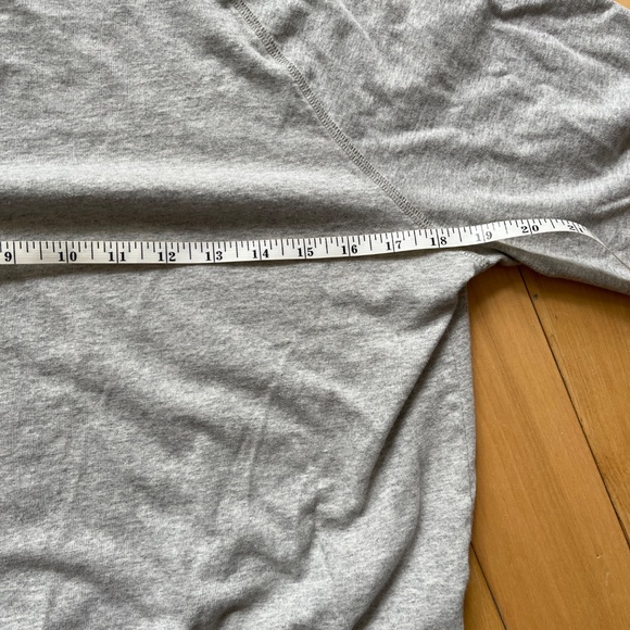 Everlane The Off-Duty Long-Sleeve Tee - Picture 4 of 5